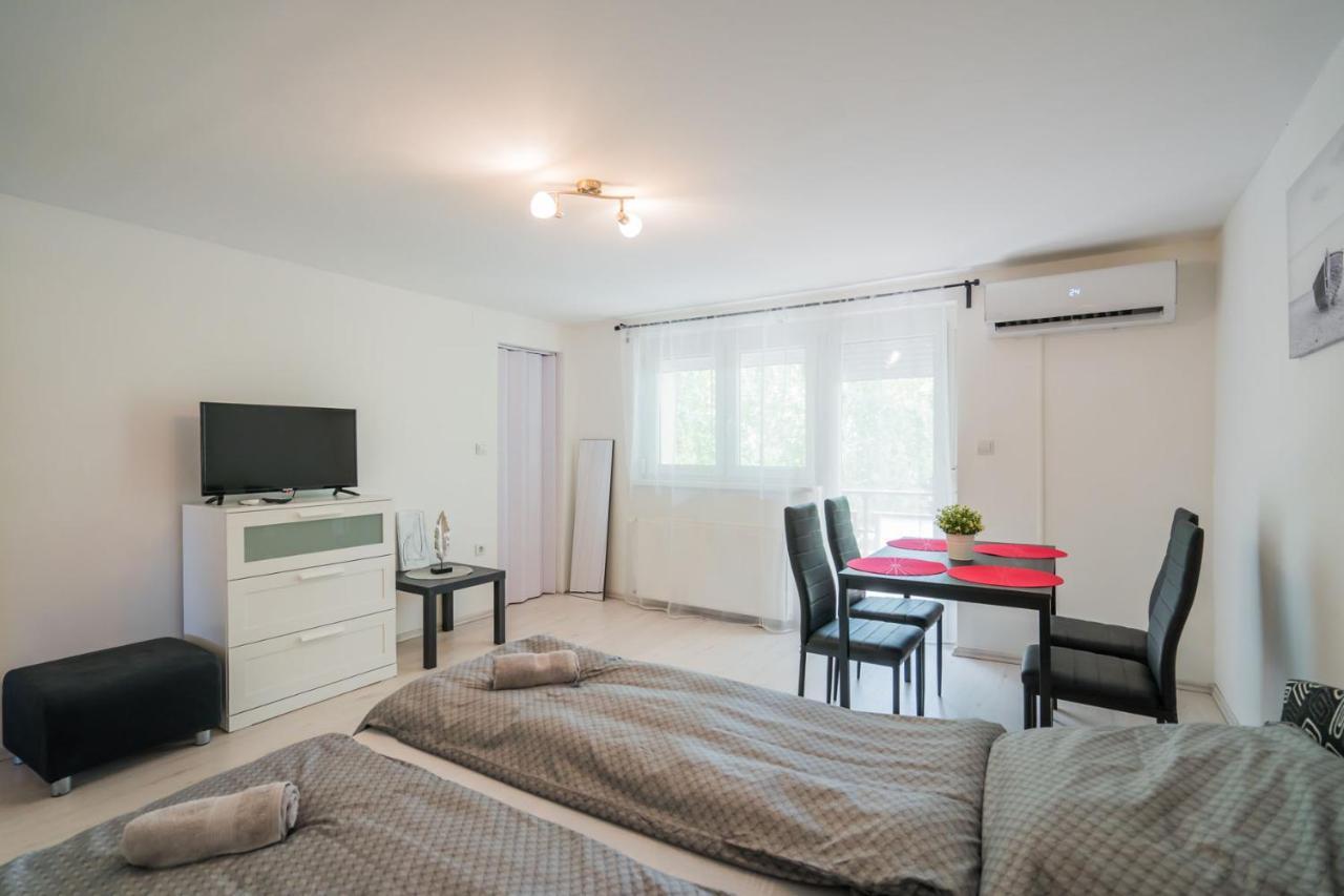 Zigzag Apartman Siófok Zewnętrze zdjęcie