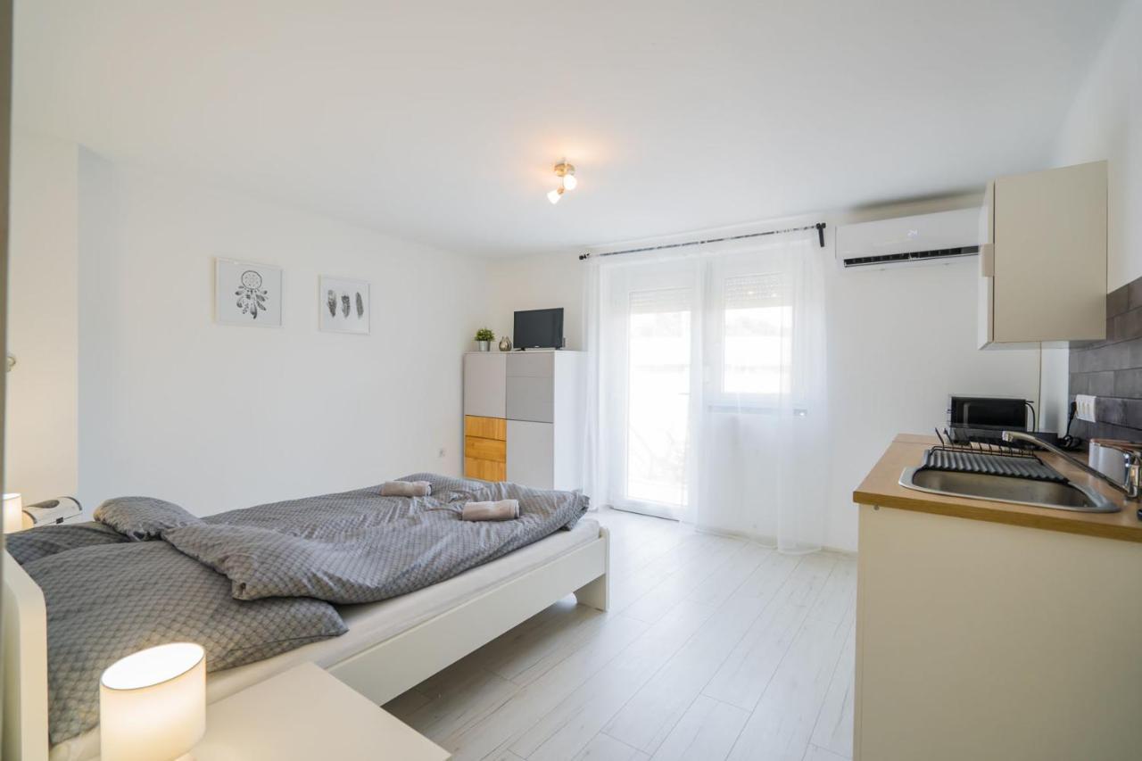 Zigzag Apartman Siófok Zewnętrze zdjęcie